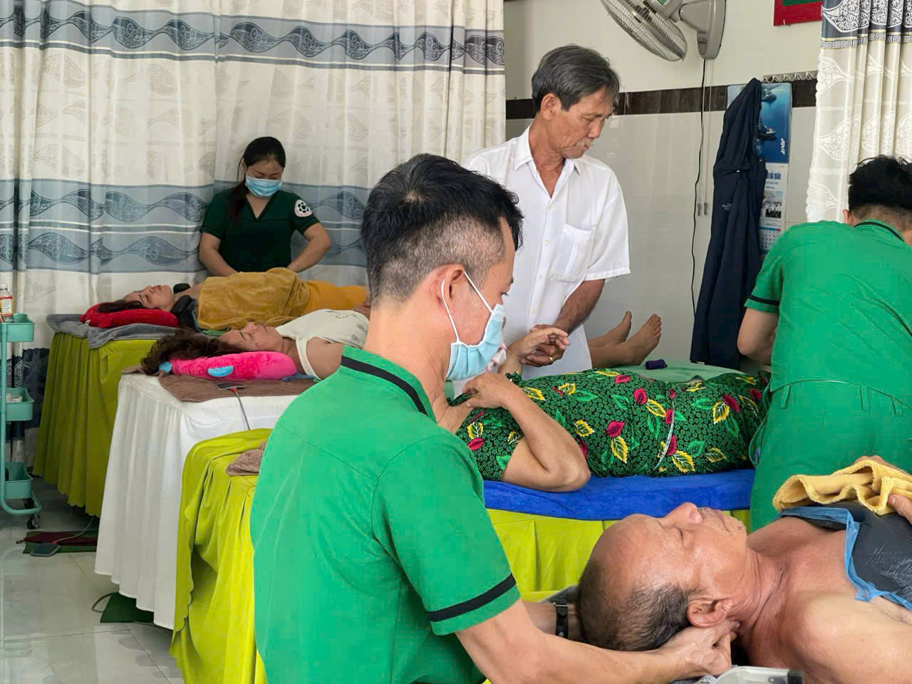 Trị liệu chuyên sâu cổ vai gáy